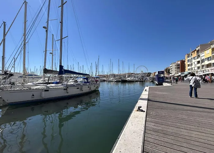 4 Couchages Cap D'agde Ct140-090 *